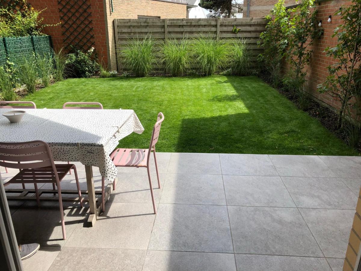 Vakantie Appartement Allure, Met Zuidgericht Tuintje Ostenda Esterno foto
