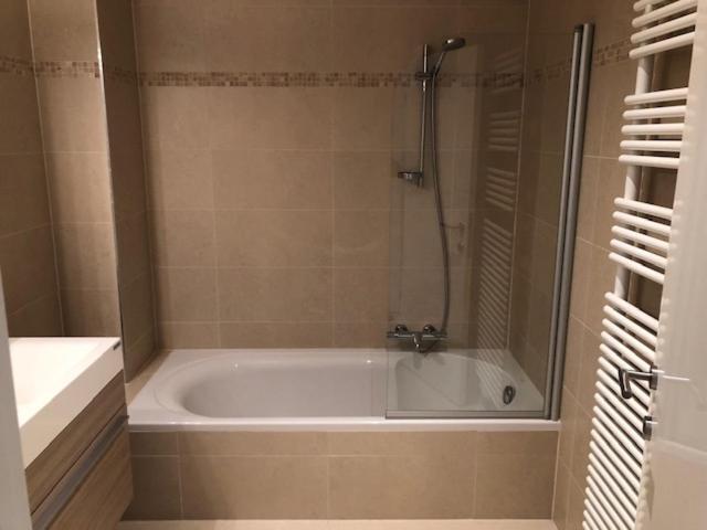 Vakantie Appartement Allure, Met Zuidgericht Tuintje Ostenda Esterno foto