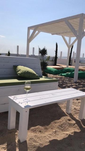 Vakantie Appartement Allure, Met Zuidgericht Tuintje Ostenda Esterno foto